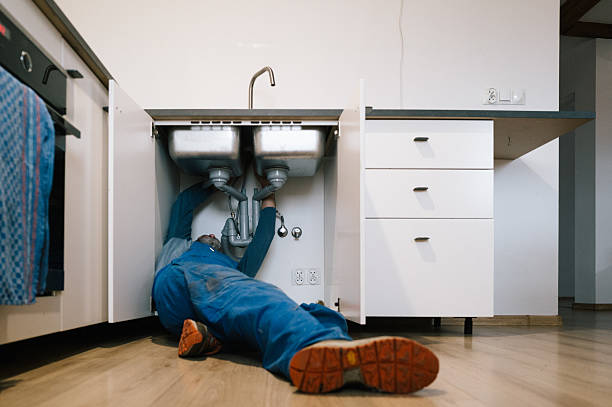 Professional Leak Detection technician working in Bowling Green, MD